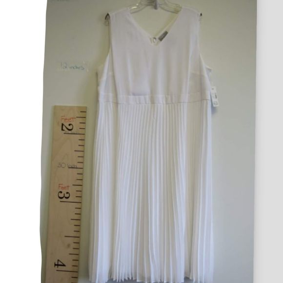 Catherines 22 white dress New - Picture 1 of 2